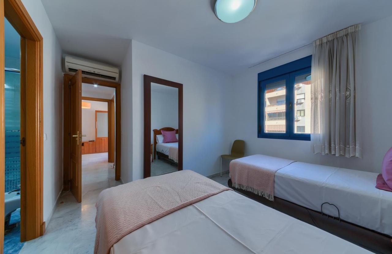Holidays2Malaga Ayala 450 Mts From Beach & Terrace Esterno foto
