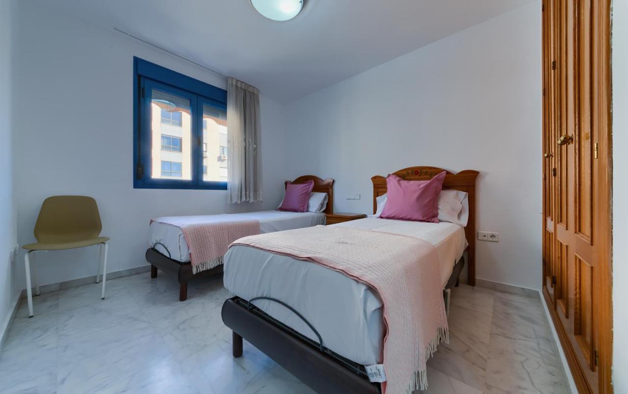 Holidays2Malaga Ayala 450 Mts From Beach & Terrace Esterno foto
