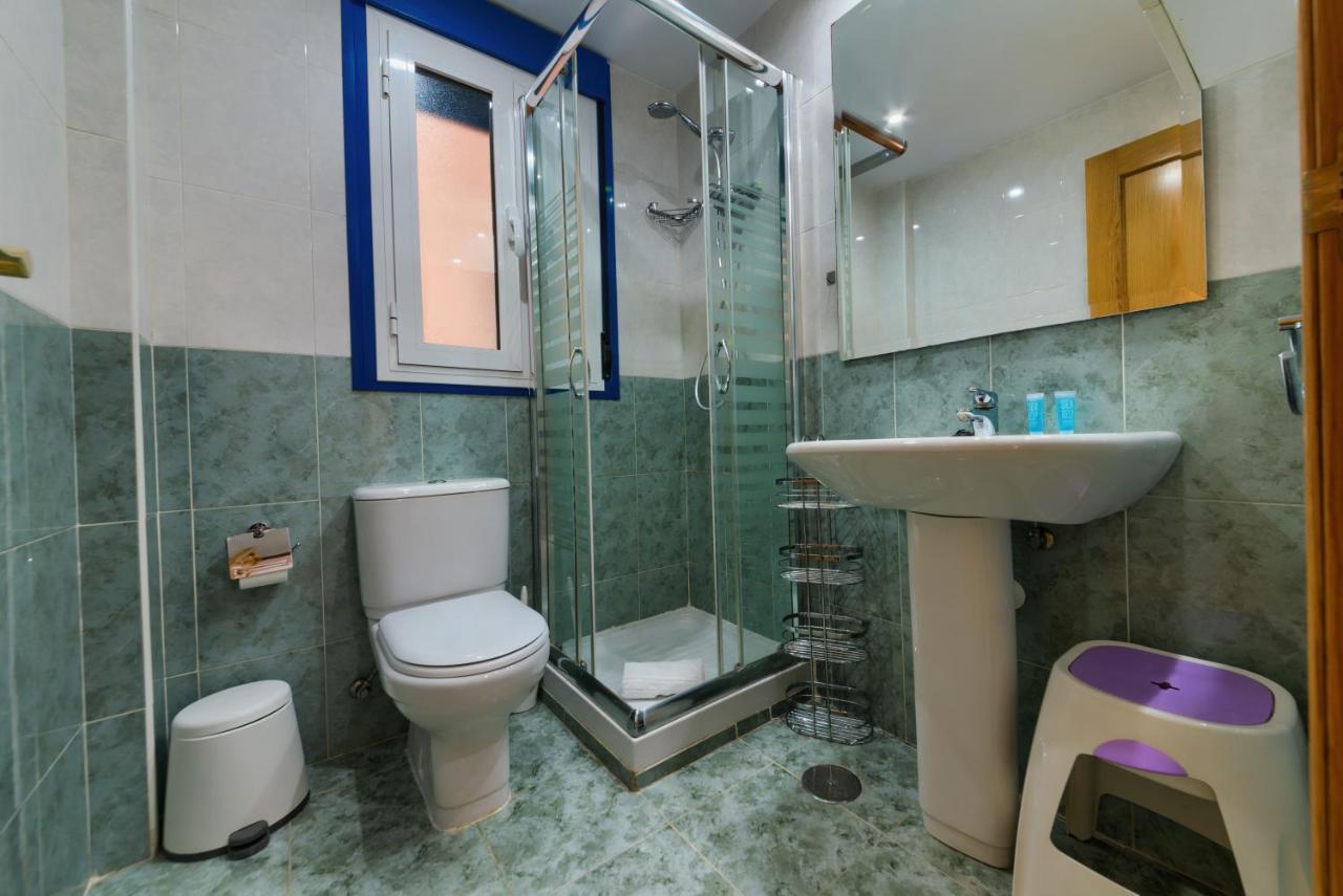 Holidays2Malaga Ayala 450 Mts From Beach & Terrace Esterno foto