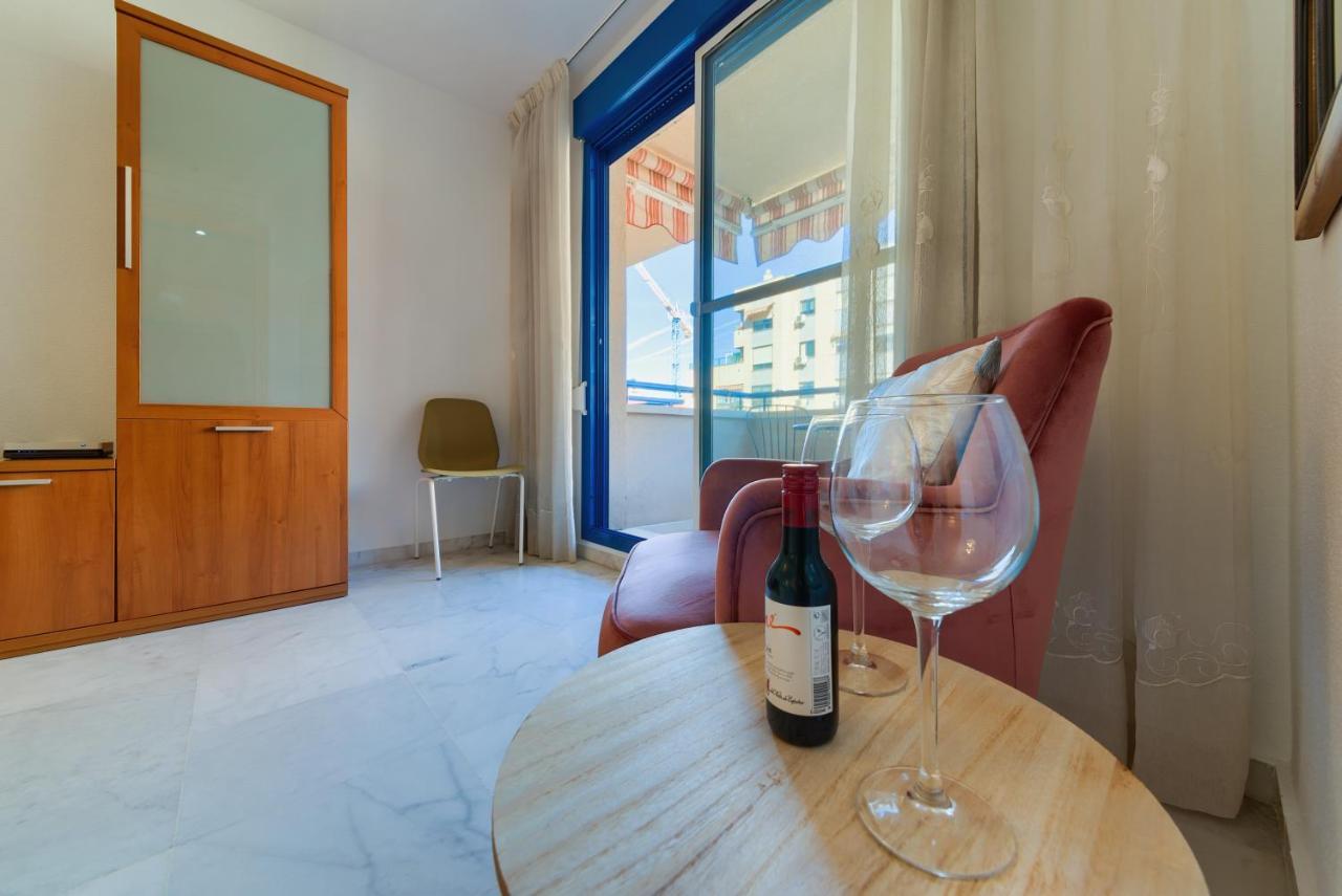 Holidays2Malaga Ayala 450 Mts From Beach & Terrace Esterno foto